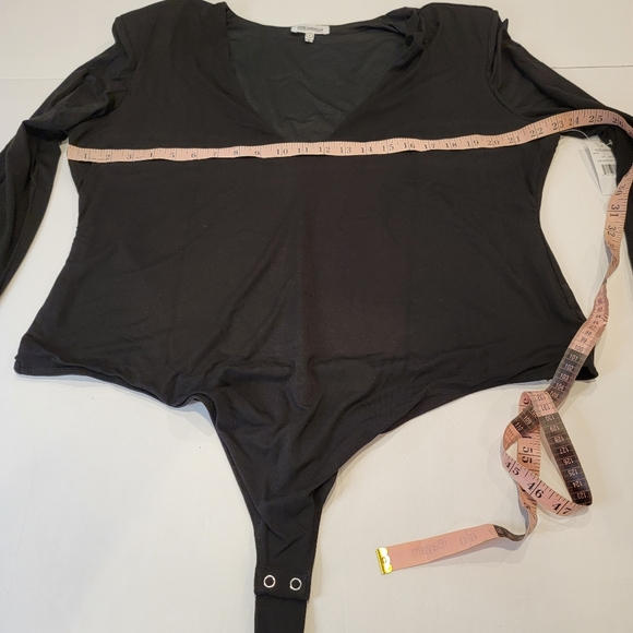 Good American Good Body Low Down Deep V Body Suit Size 7 (4X) NWT! - Picture 5 of 11